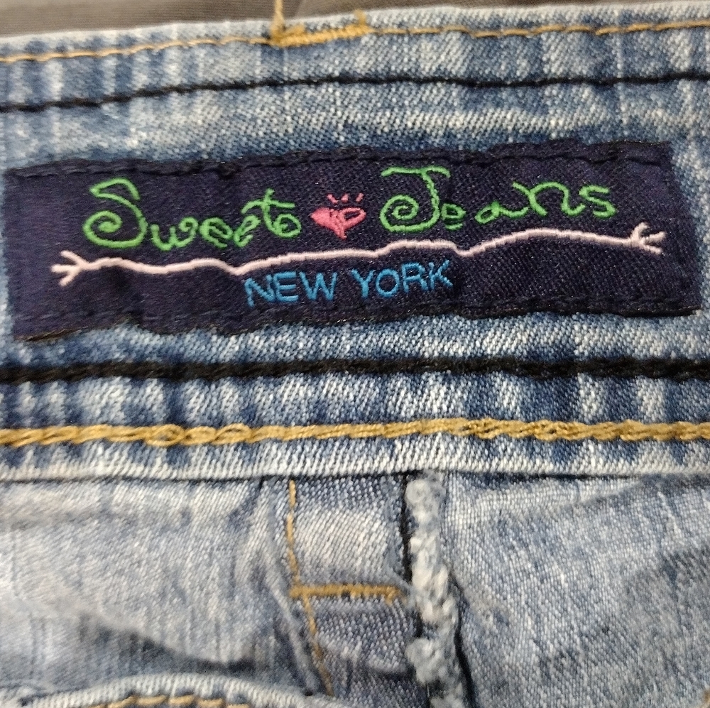 Sweet Jeans- New York Jeans- Size9 -28"Waist  -38"Out|30"In-  seam